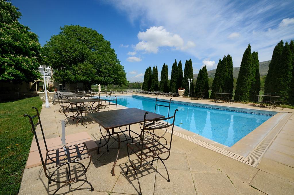 Domaine De Majastre Bed and Breakfast Bauduen Εξωτερικό φωτογραφία